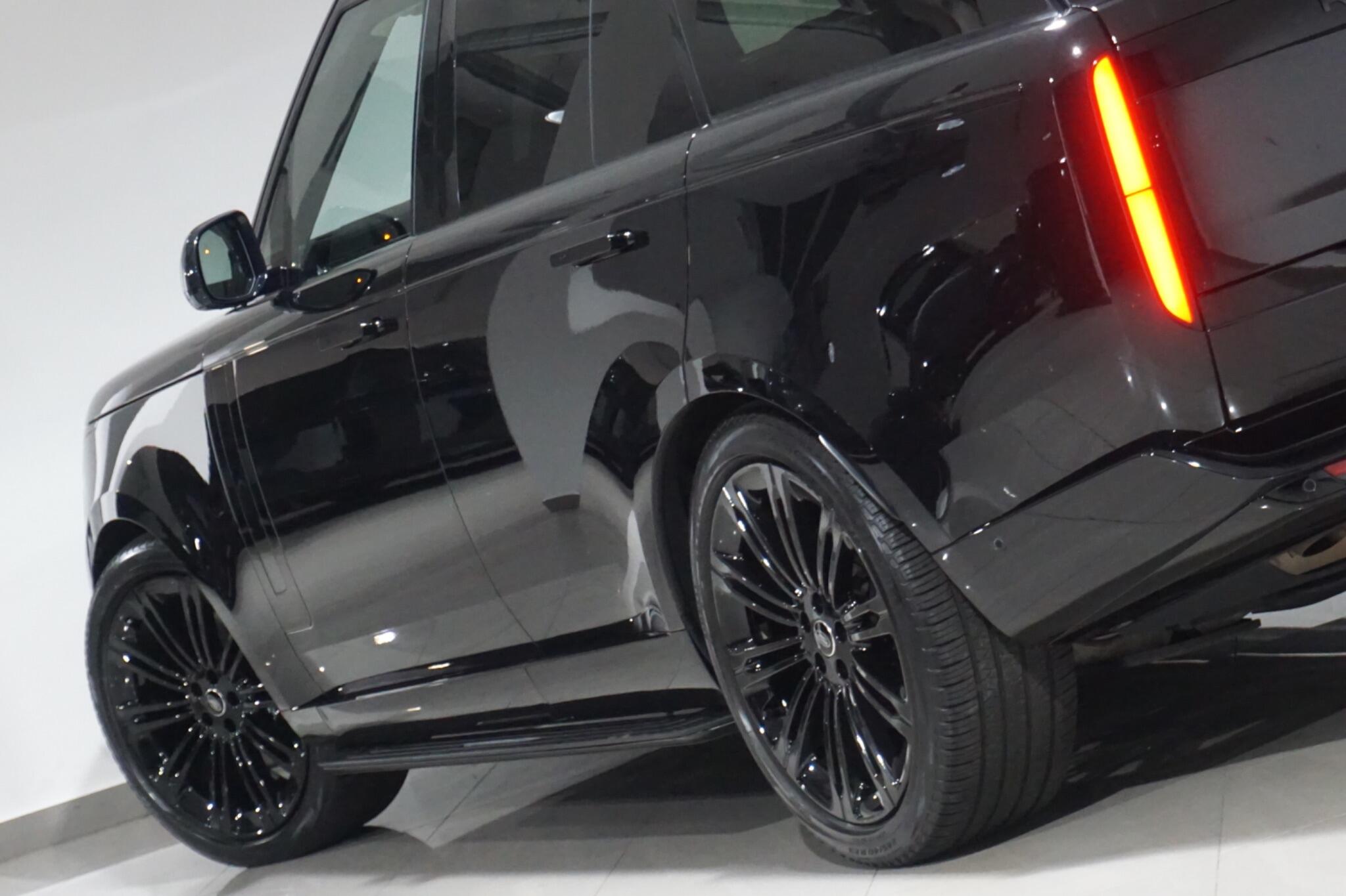 Land Rover Range Rover 3.0 D300 MHEV Autobiography Auto 4WD Euro 6 (s/s) 5dr